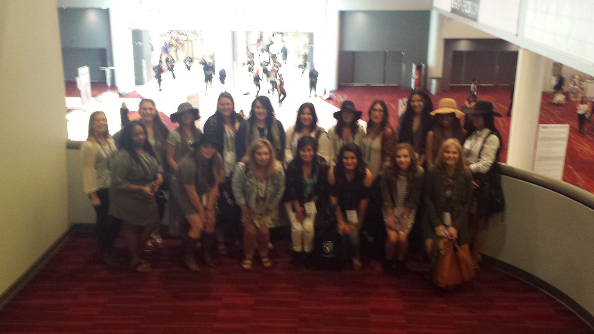 fshntchr7's tweet photo. @UCMFashionMerch at @WWDMAGIC https://t.co/0Ru5ChZHlI