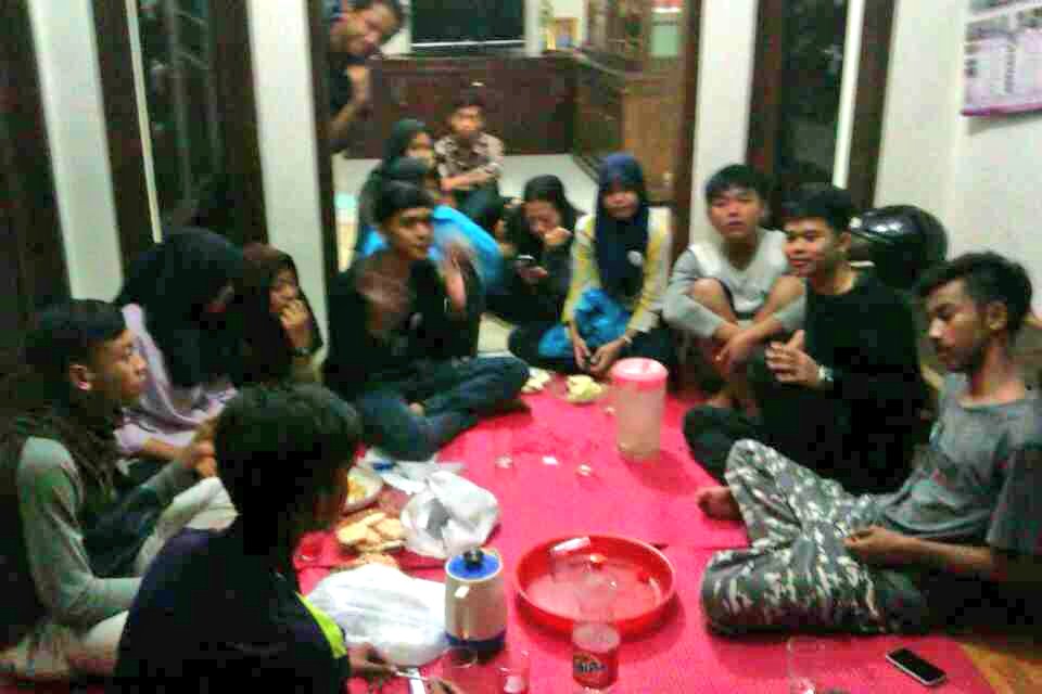 Teater Hitam tweet media