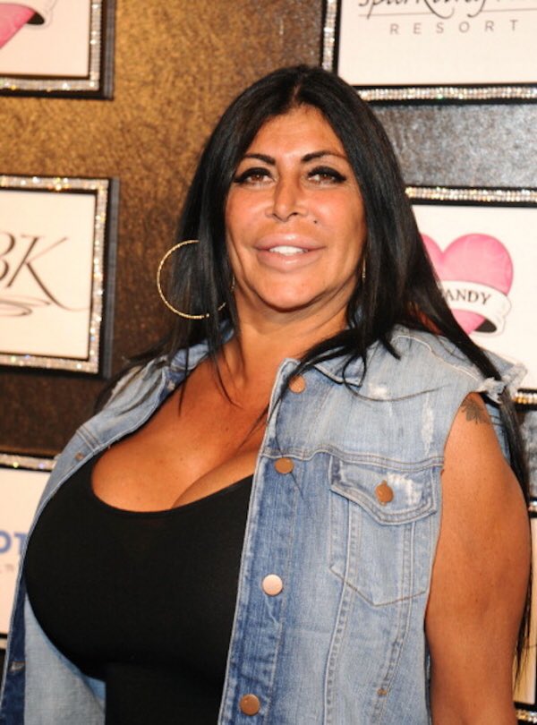 YasGurl_'s tweet photo. Sleep in Peace to Big Ang  from #Mobwives sadly, she has lost her battle with cancer #RIP https://t.co/fGJG16esah