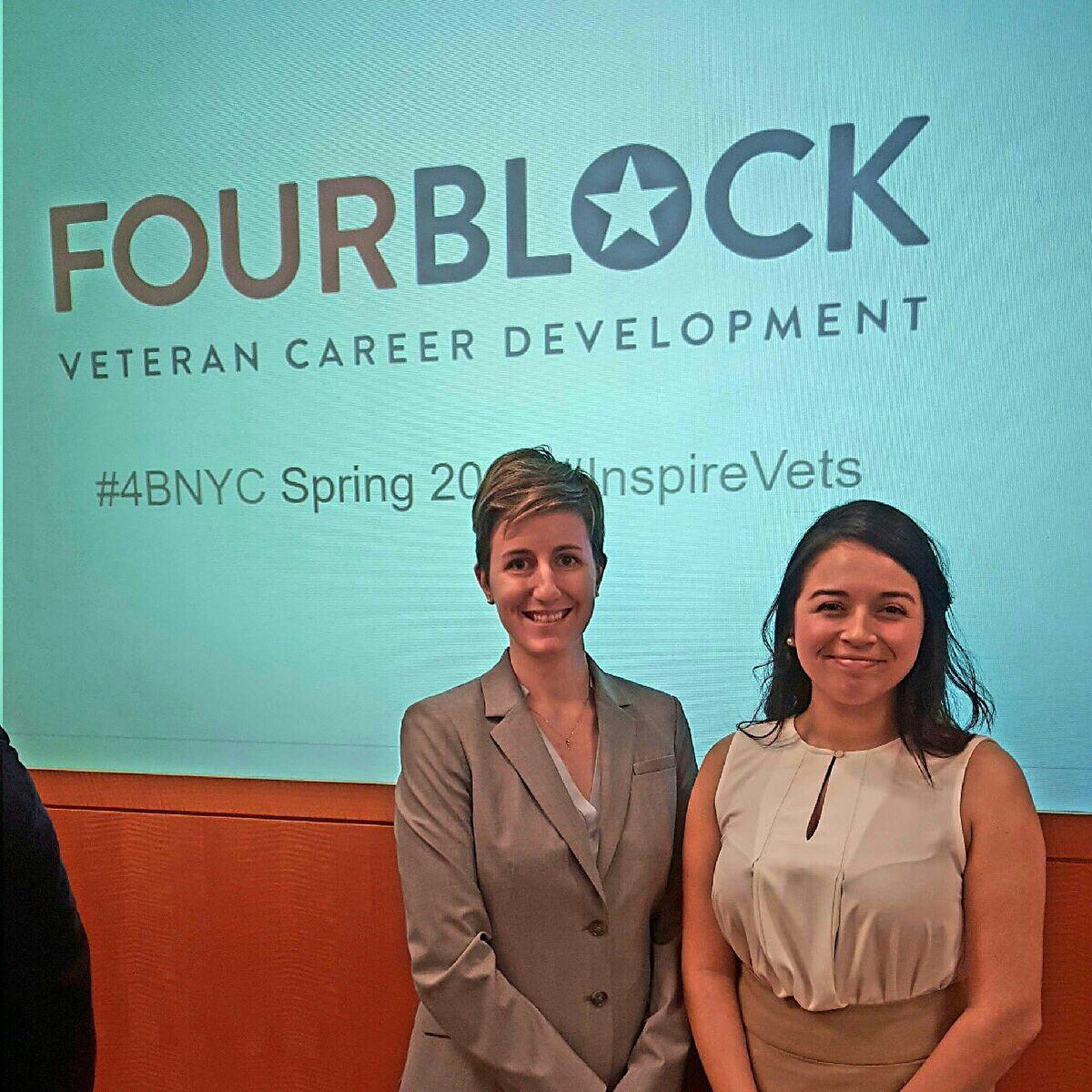 PaceSVA's tweet photo. @PaceUniversity #studentvets @FourBlock w/ guest speaker Paul Darnell from @LinkedIn #4BNYC #InspireVets #PaceSVA https://t.co/Si99CuUiud