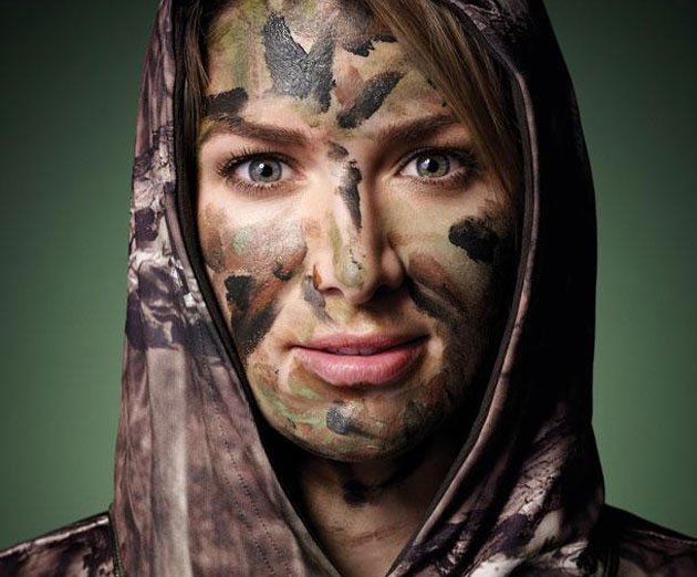 racksanddoes1's tweet photo. New age...more women are gearing up in the great outdoors.  Some are too good to be seen. #girlshunttoo https://t.co/8MdoFYUhH8