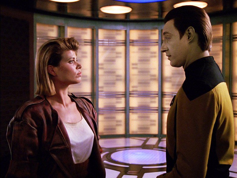 MissionLogPod's tweet photo. Tasha's sister makes friends with the Enterprise crew. Or, she's a liar. "Legacy" goes into… https://t.co/MI9Reqokwq https://t.co/fFrsiWEejr