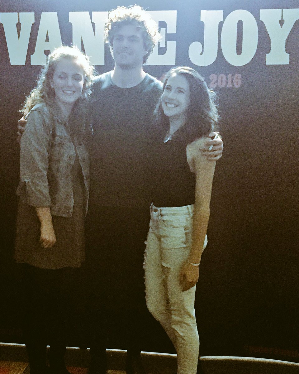 vancejoy's tweet image. Thank you so much KC for a great night and selling out that beautiful venue! #youareinvited #fireandthefloodtour