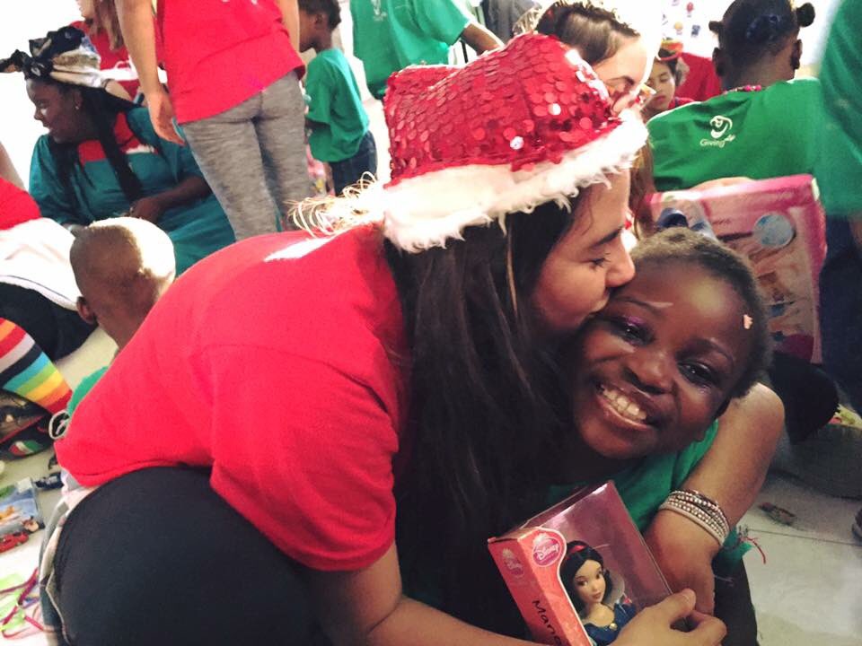 krla_michellee's tweet photo. “No act of kindness, no matter how small, is ever wasted.”
#GivingLifeHaiti #CreatedToLove #BeHope https://t.co/oFjU11mOrb