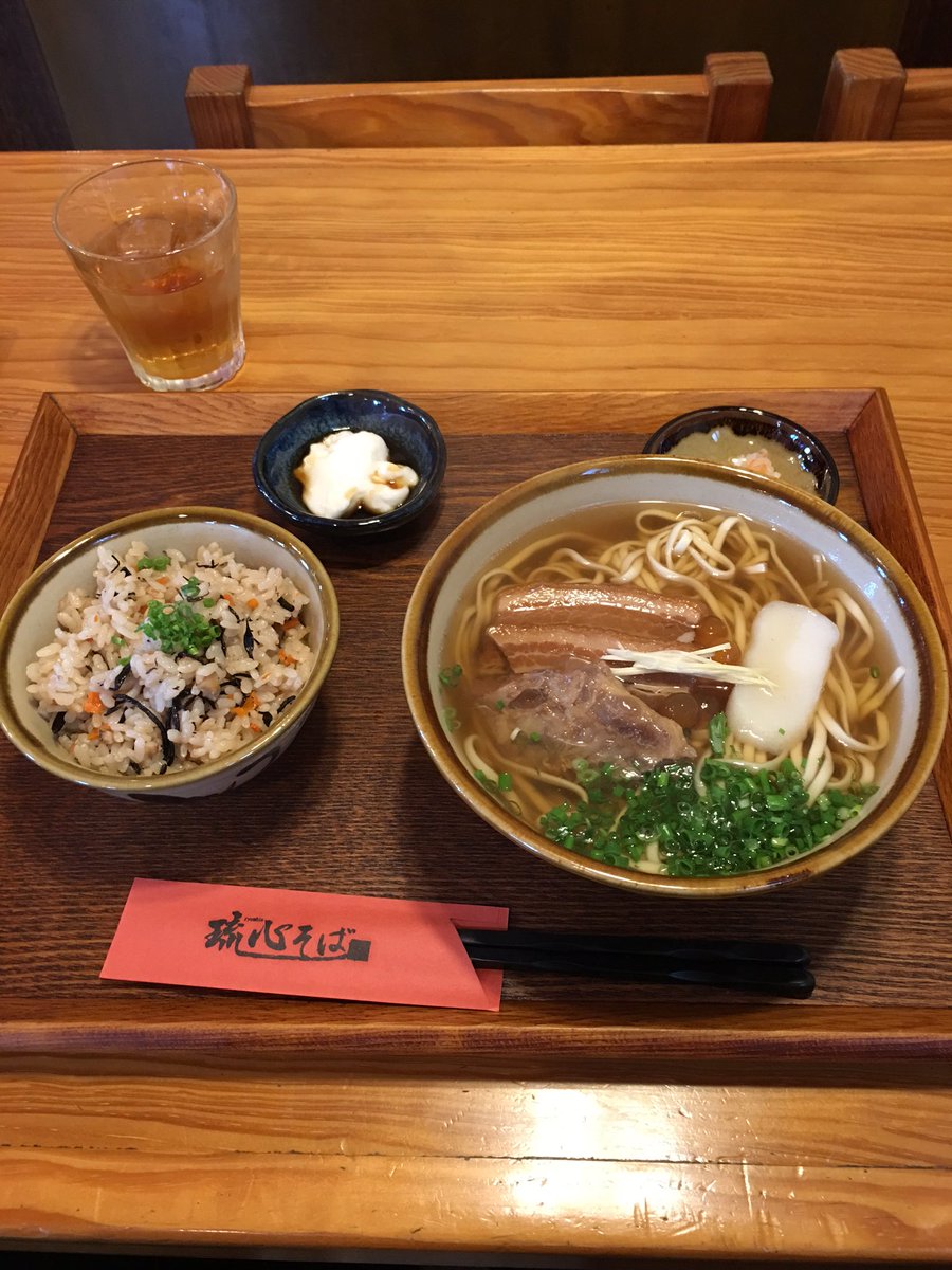 ganatake's tweet photo. 大里の琉心そばでジューシーそばセット850円也 https://t.co/J0kncsYCde