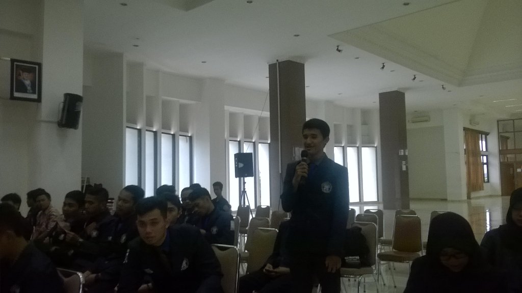 Sesi tanya jawab, Oleh sdr Amin kepada HIMA Mesin,UNY