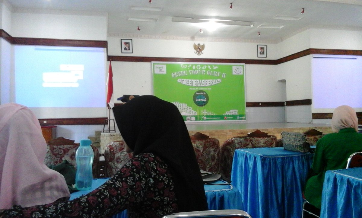 Nadiapermata3's tweet photo. Late post. Opening green youth camp 2 #GYC2 #GreenYouthCamp2 #Greenerasiberaksi https://t.co/QPkmrThyRg