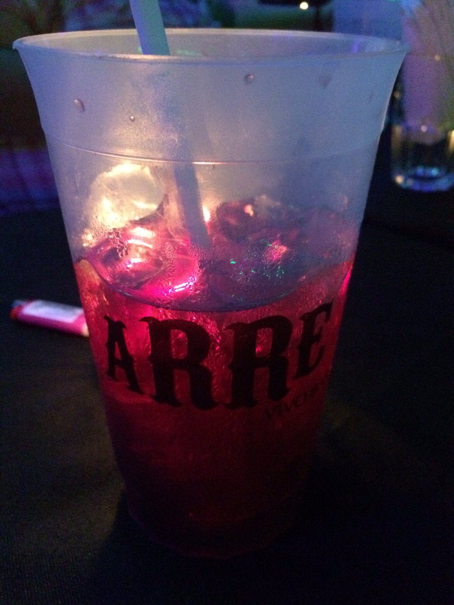 VERO_MIER's tweet photo. Pues Salud #AntroBanda  @ArrePlaya https://t.co/aazODkdiGl