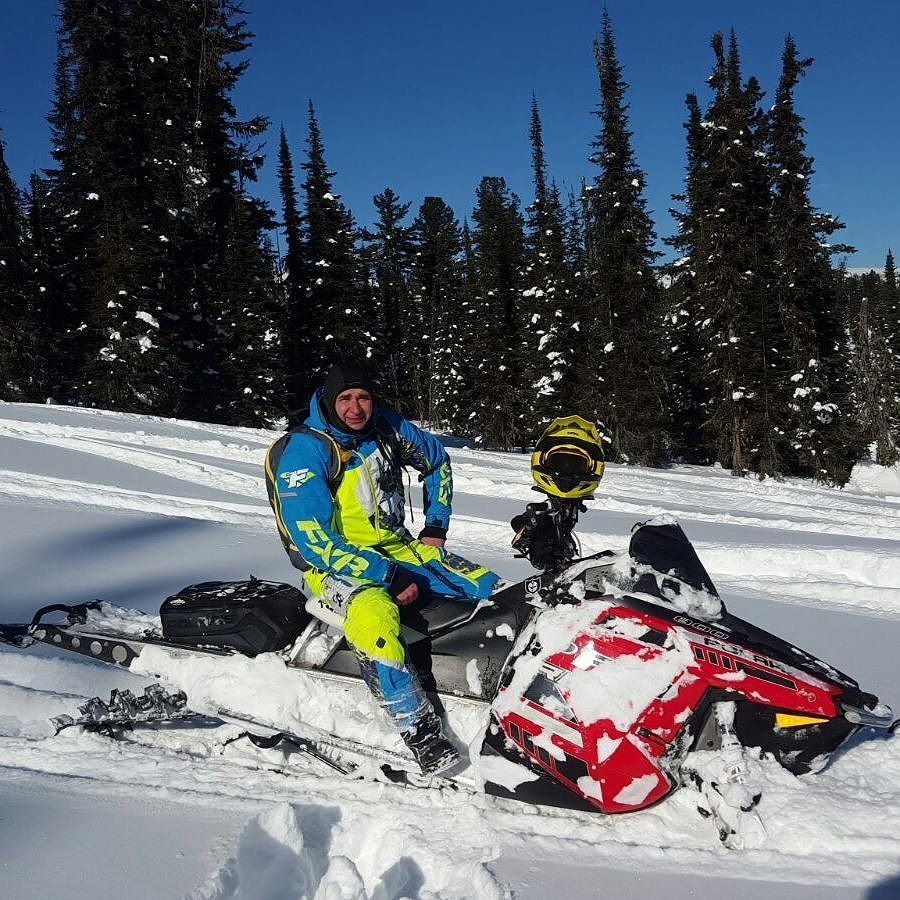SnowmobileFotos's tweet photo. #Snowmobile Foto: By Instagram evosleds https://t.co/ck5XDkN1Q3 #evosleds #ergaki #ergakicom #rrrvachi #redsleds #… https://t.co/ZgIUyLhYCY