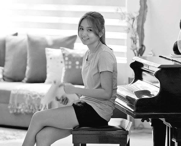 decentKathNiels tweet picture