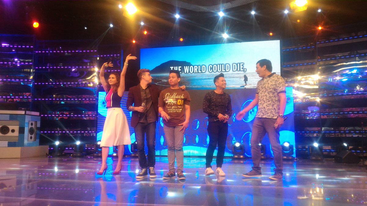 itsShowtimeNa's tweet photo. Congratulations kay Ivan na pambato ni Jhong! Makakaduet niya si Jason at meron siyang addtl 5k #ShowtimePebreRocks https://t.co/VL8jQuxBLy