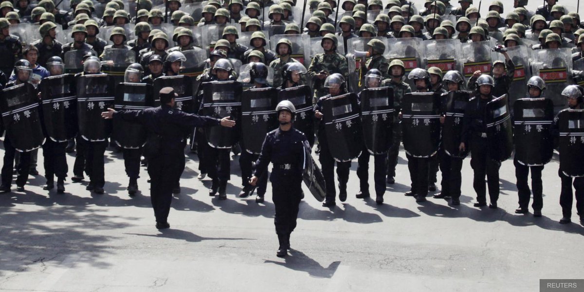 Why the West should worry about economic instability in China and Russia: ow.ly/YpprR