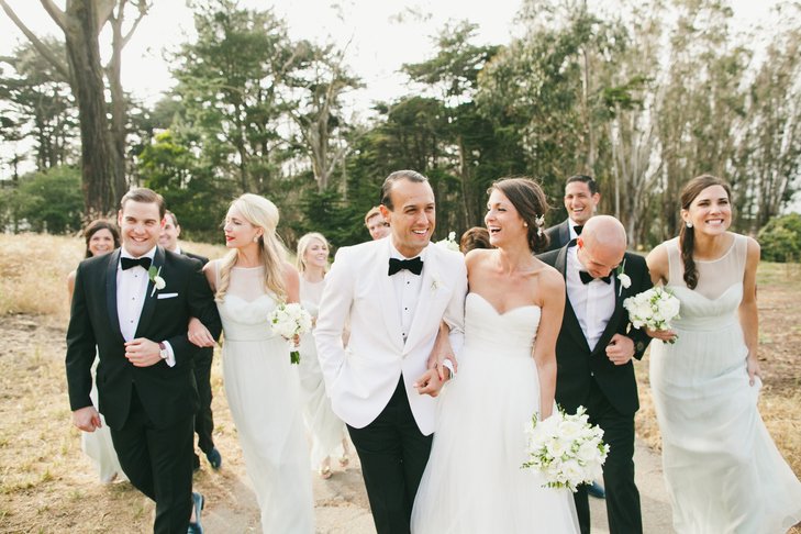 theknot's tweet photo. See the awesome way this couple made their guests feel like they were right at home: https://t.co/VON1Gg4mkh https://t.co/u3fPY7Q2zY