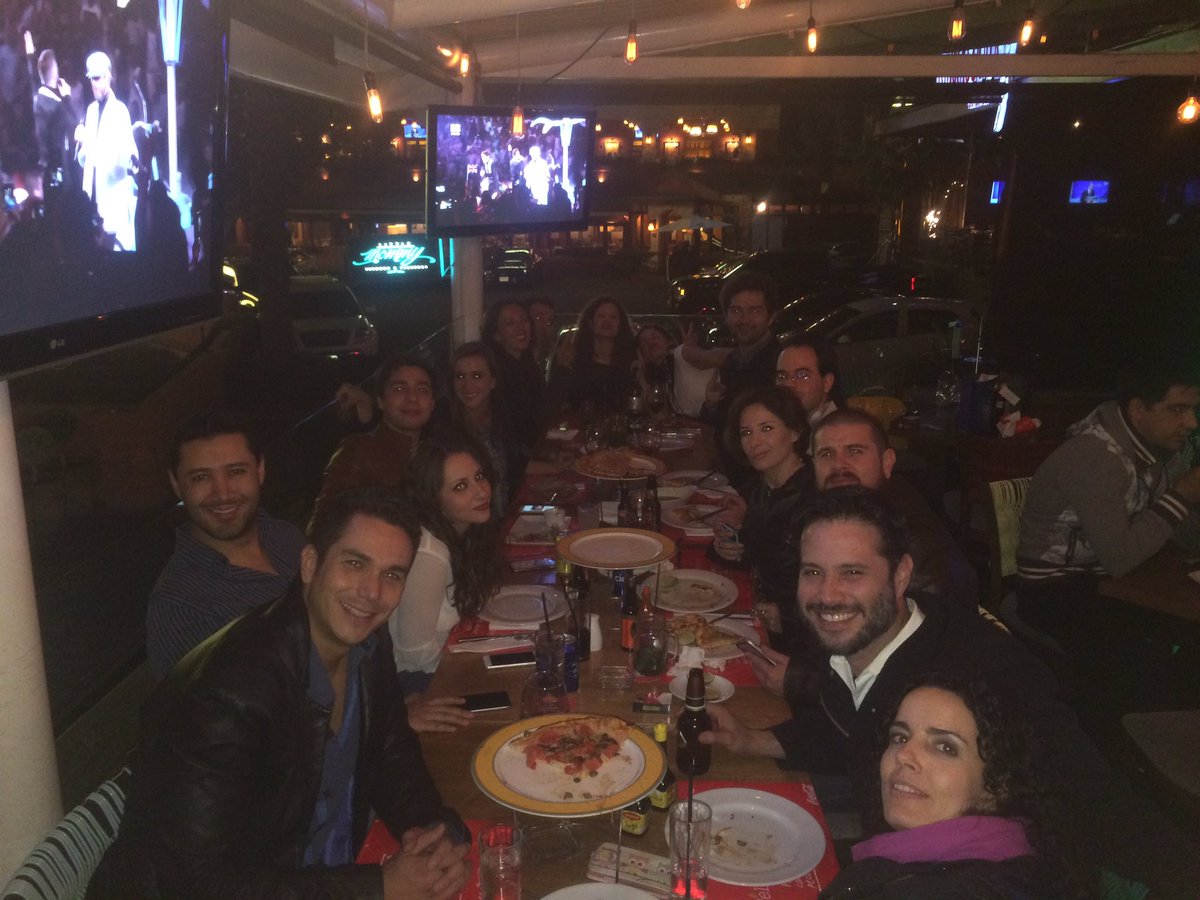 Y aquí seguimos festejando a nuestro querido amigo <a href="/Adrianrubioo/">Adrian Rubio</a> ! Q buena noche!