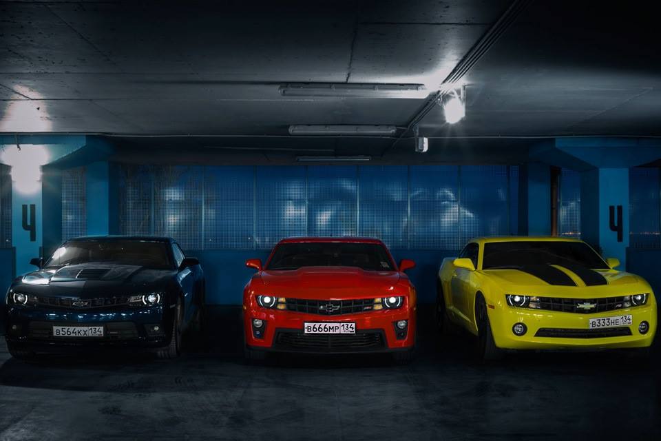 Chevrolet_RUS's tweet photo. Парковка "только для Chevrolet". Фото: Дмитрий Звягин. https://t.co/pQuZXsQWAJ