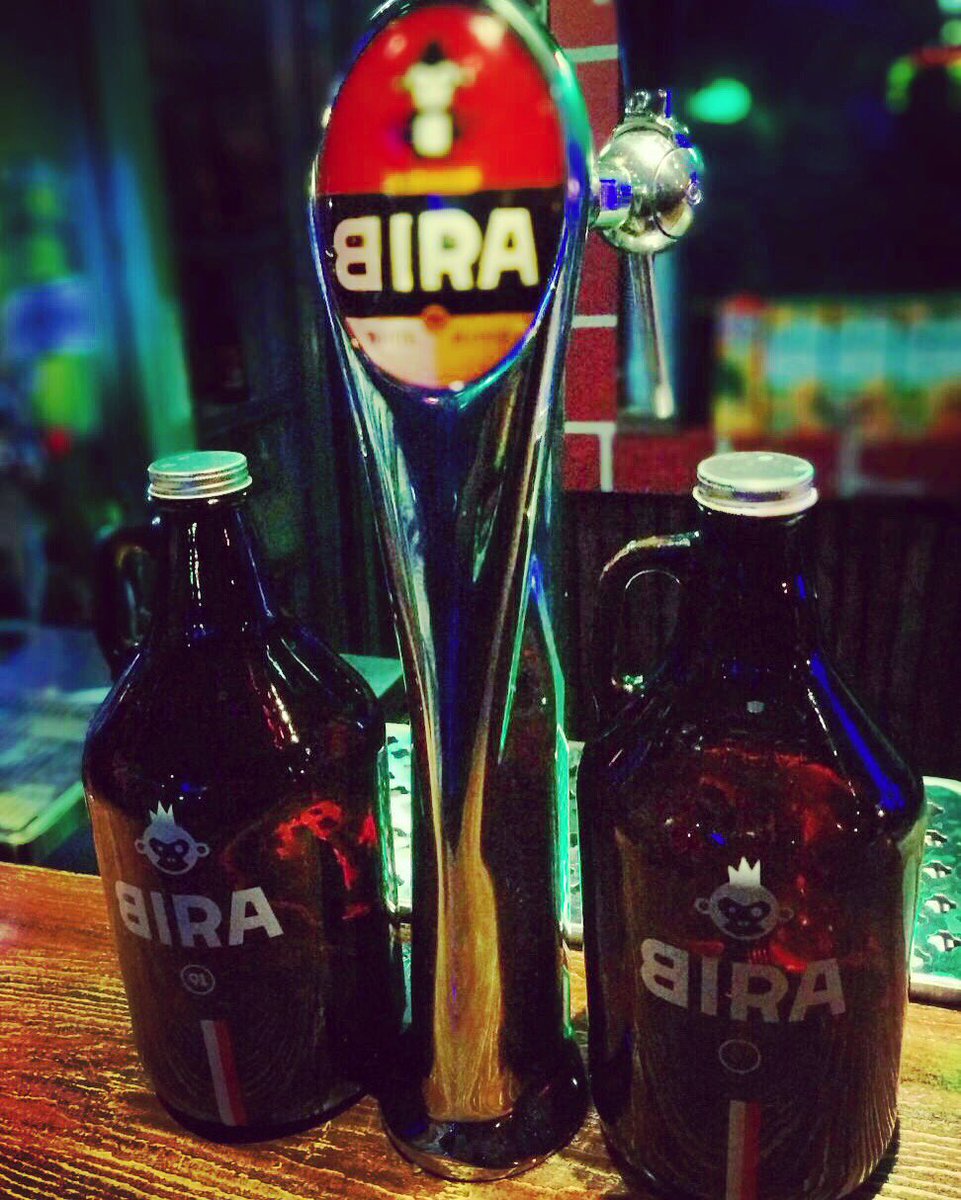 Bigger_Pitcher's tweet photo. Like @bira91beer? You'll love this! The 1.5 ltr growler at only Rs. 599/- at @3WiseMonkeys_in, Khar! https://t.co/NdZrXuvfQm