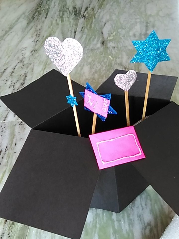 craftseasonshi1's tweet photo. #ExplosionBox
can be customised #KeepGifting https://t.co/SeUh7jYx1z