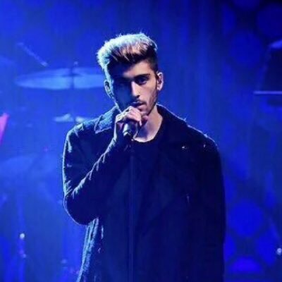 lockscreenedxts's tweet image. #ZAYNOnFallon
free zayn layout 
rt if you save/use (be honest)
fav if you like it 

danya➳