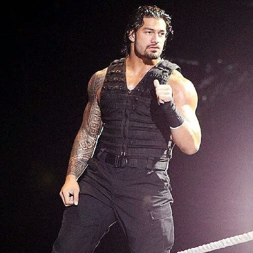 LeeshaNDessy's tweet photo. #Roman #EntersRingToWin #FightsTilHeDoes #CheerCrazy #Fastlane @WWERomanReigns @romanreigns568 https://t.co/SsATfUfoeT