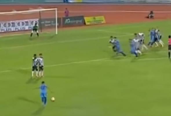 501Awani's tweet photo. #AWANInews Gol ajaib Faiz Subri: Netizen 'tunjuk pandai' ketengah teori masing-masing https://t.co/v8EmkyI7jt https://t.co/SZ2cjISqOH