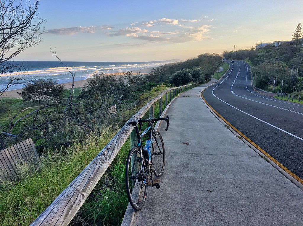 MattPowe's tweet photo. Sunset at Sunrise #getoutandride #lifebehindbars https://t.co/nhAnBO9qBE
