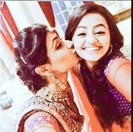 Helly Shah Official (@hellyshah20) on Twitter photo 