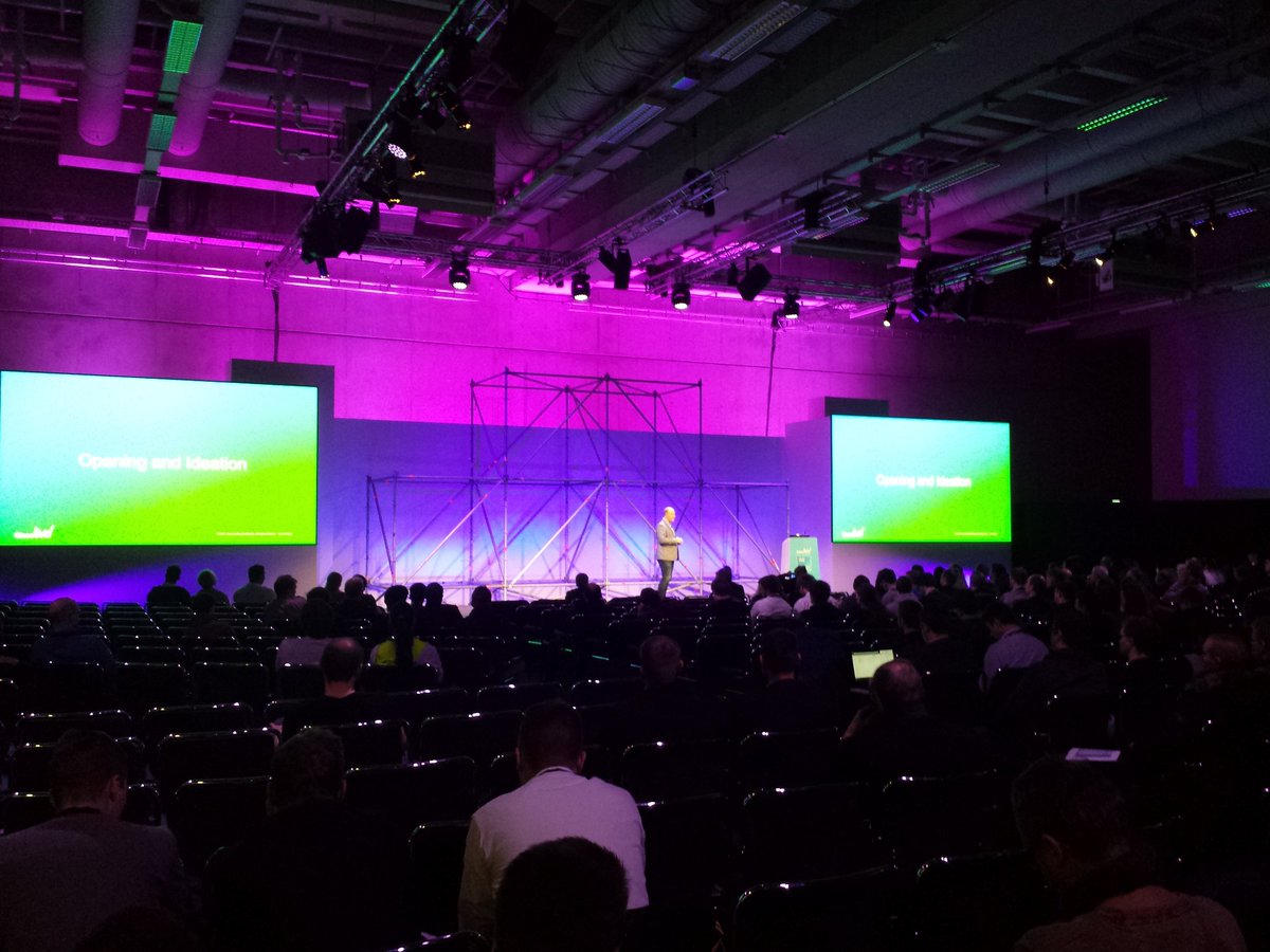 MarcKhayat's tweet photo. @zhenya_morozov presenting about #CLHackathon during #CLAcademyDay https://t.co/aU5I3jYInJ