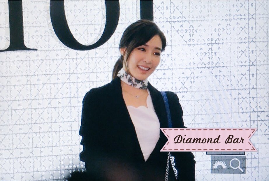 [PIC][17-02-2016]Tiffany khởi hành đi Thái Lan để tham dự sự kiện khai trương chi nhánh của thương hiệu "Christian Dior" vào hôm nay - Page 3 Cbf0zhyUkAI2bME