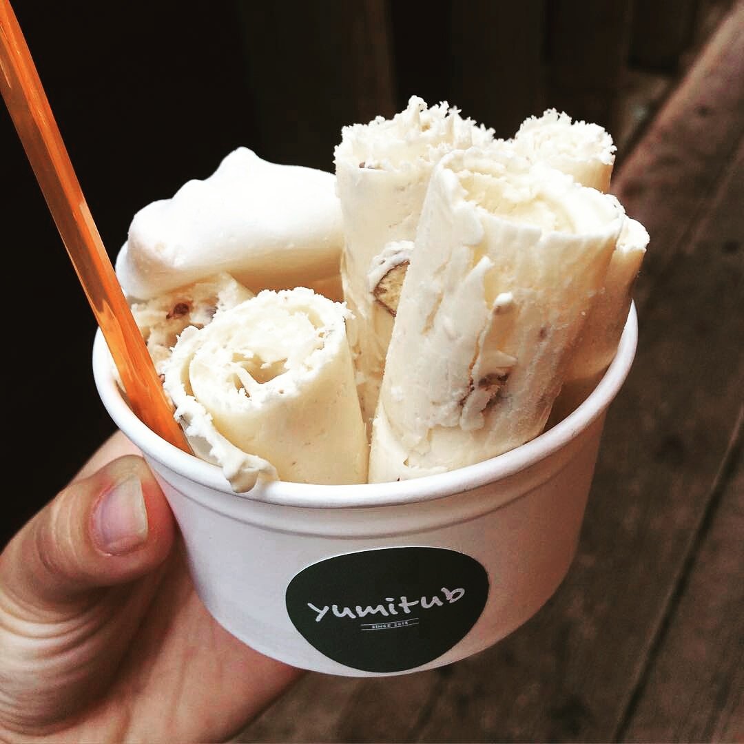 yumitub's tweet photo. Preservative/additive free🙌vanilla ice cream with Meringue &amp; Maltesers(not so additive free😉) #yumitub @PopBrixton https://t.co/OJ2s1jHtXq