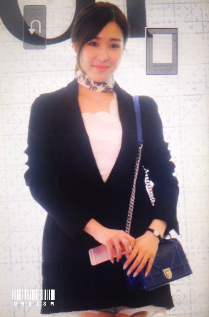 [PIC][17-02-2016]Tiffany khởi hành đi Thái Lan để tham dự sự kiện khai trương chi nhánh của thương hiệu "Christian Dior" vào hôm nay - Page 3 Cbf3lkoUcAAvAWt