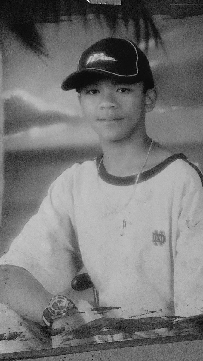 NeilF3rnandez's tweet photo. N'ung turumpo, balat ng kendi, tansan, palara, sipa, patintero pa ang laro ko.๐ #TBT #PinoyKid #Batang90s https://t.co/7s8ZvNnMyb