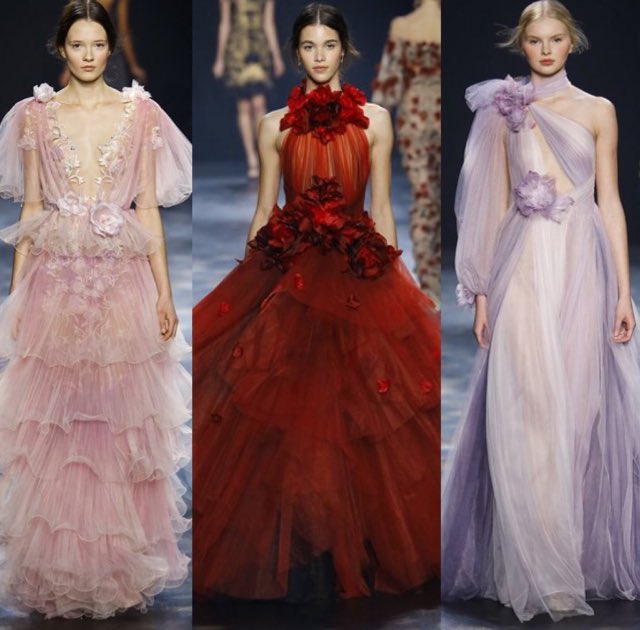 BreakInspi's tweet photo. @MarchesaFashion #NYFW16 show #breakinspiration https://t.co/HWoTM70QnN