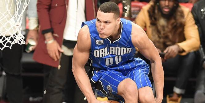 lequipe's tweet photo. Avec son dunk assis, Aaron Gordon aurait remporté la médaille de bronze du saut en hauteur… https://t.co/4SxEQKBuX0 https://t.co/xrpiggPVE7