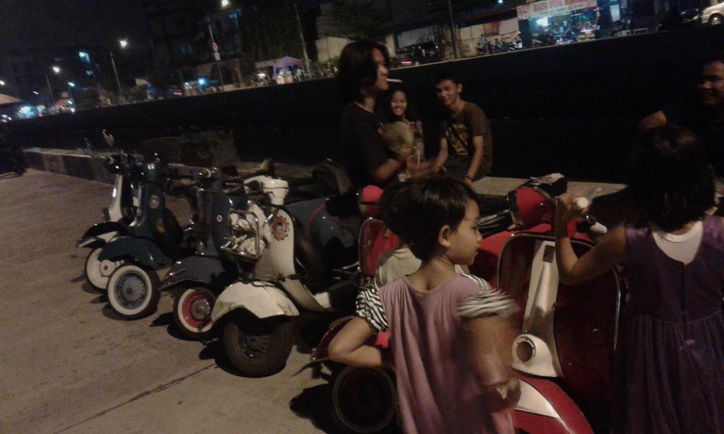 Circles Scoots tweet media