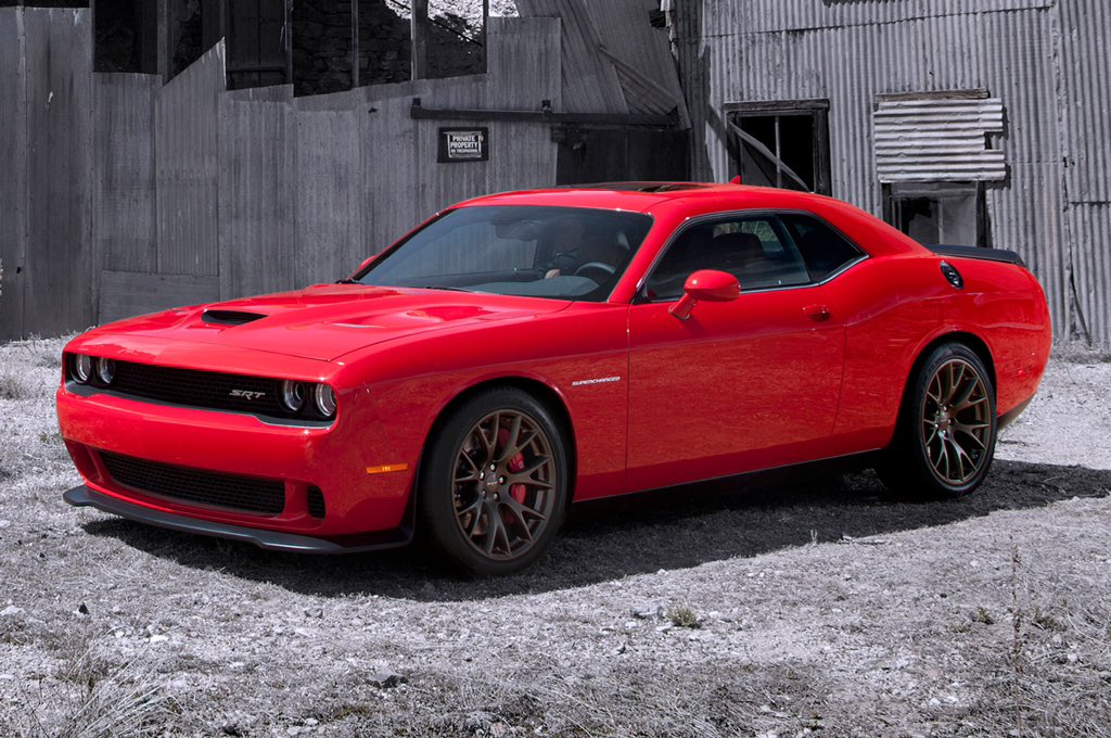 Iamhasnaatkhan's tweet photo. Love This Car. Doge Challenger. #dodge #Challenger #Car #Lover #Buy #Red #SRT #Best #LikeCar #Likeforlike #Amazing https://t.co/oy6ZoqcGBH
