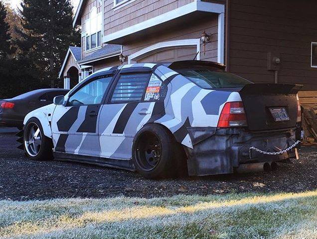 KeepTuned_Auto's tweet photo. #vw #volkswagen #jetta #berline #camo #grey #white #gris #blanc #camouflage #diamonwheels #blackwheels #fenderflare… https://t.co/1fbu2hp0g6