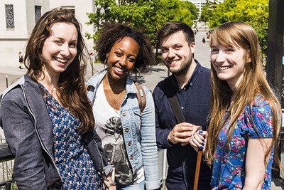 Paris's tweet photo. #QuartiersLibres, une aide financière pour votre projet citoyen. Déposez votre candidature https://t.co/UbrWQAHZd5 https://t.co/TP55m8q1Cz