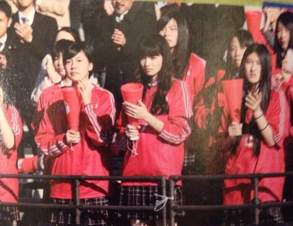 yuri2525ge23's tweet photo. 小松菜奈ちゃんの高校時代が天使すぎて(；；)
一人だけ飛び抜けてる(笑) https://t.co/UdKBjVzH33