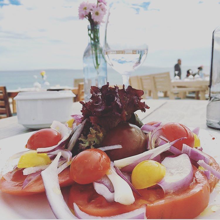 InstaIbiza's tweet photo. Nothing beats the taste of Spanish tomatoes!!! 🍅🍴🍅🍴🍅
-
By @wolf_sundermann #tomatosalad #L… https://t.co/tltJ4wFQuV https://t.co/WLIJqh41N9
