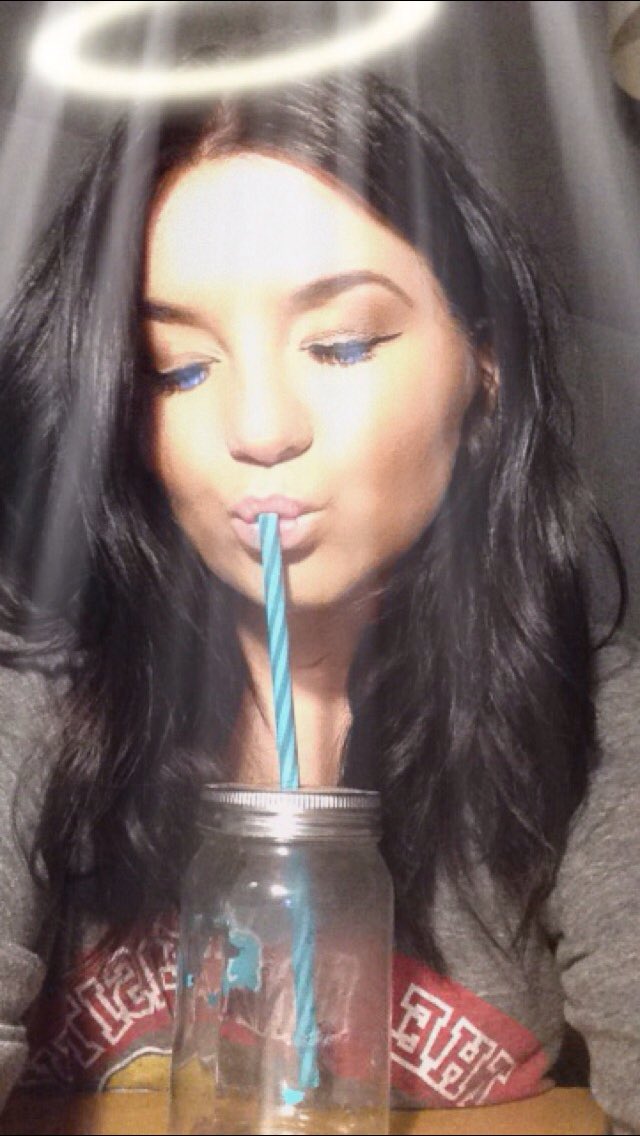 akaSwedishChef's tweet image. My #angel of a #daughter is coming home TOOOOONIGHT!!! 😃 #excitedfortheweekend #justsaying 
#happydays