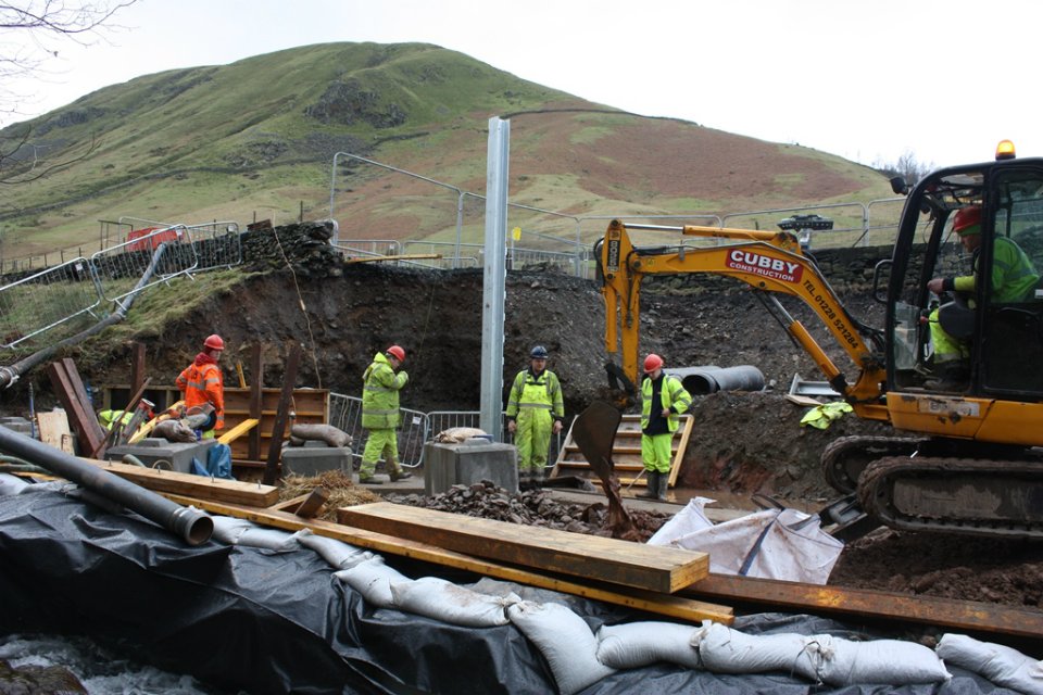 transportgovuk's tweet image. .@HighwaysEngland construction work to repair the A591 in Cumbria is underway bit.ly/1WtdRKH #cumbriafloods