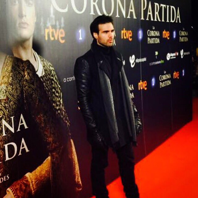 AngelCaballero2's tweet photo. Anoche salí encantado de #LaCoronaPartida.Enhorabuena a @DiagonalTV, #RodolfoSancho, @Merida_Raul... #CoronaPartida https://t.co/mEMqC7vc44