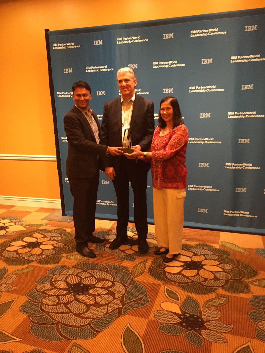StreeboMobility's tweet photo. We did it again; 2nd year in a row! #IBM Beacon Award Finalist-Outstanding Mobile Enterprise Solution @ #PWLC2016 ! https://t.co/7POUURD5Ds