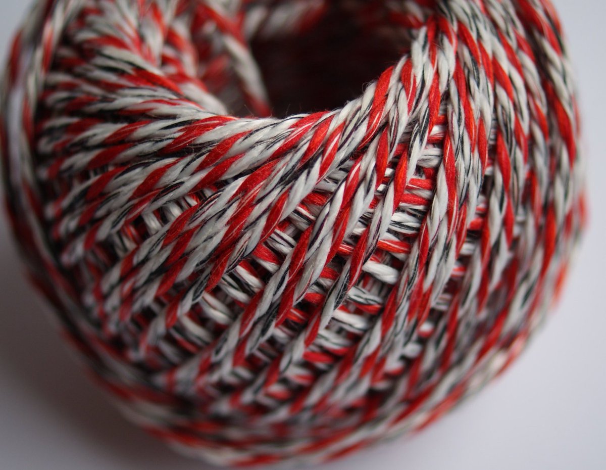 Fuzzlepip's tweet photo. Recycled bakers twine cotton string, eco-friendly, biodegradable sold by β¦ https://t.co/UVeqBuoTAt # #ColouredString https://t.co/ZNZgIeo2Po