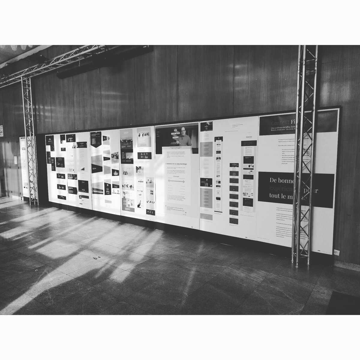 chlo_francois's tweet photo. LSD Show - Affiches - IOLCE
#LSDshow #dwm5 #dwmaj https://t.co/BhdpEg5Tch