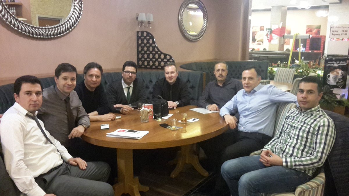 ErginSarigol's tweet photo. Kütahya badep ekibi ile geceyi ve de badep I degerlendirdik https://t.co/uf2PmCI23g
