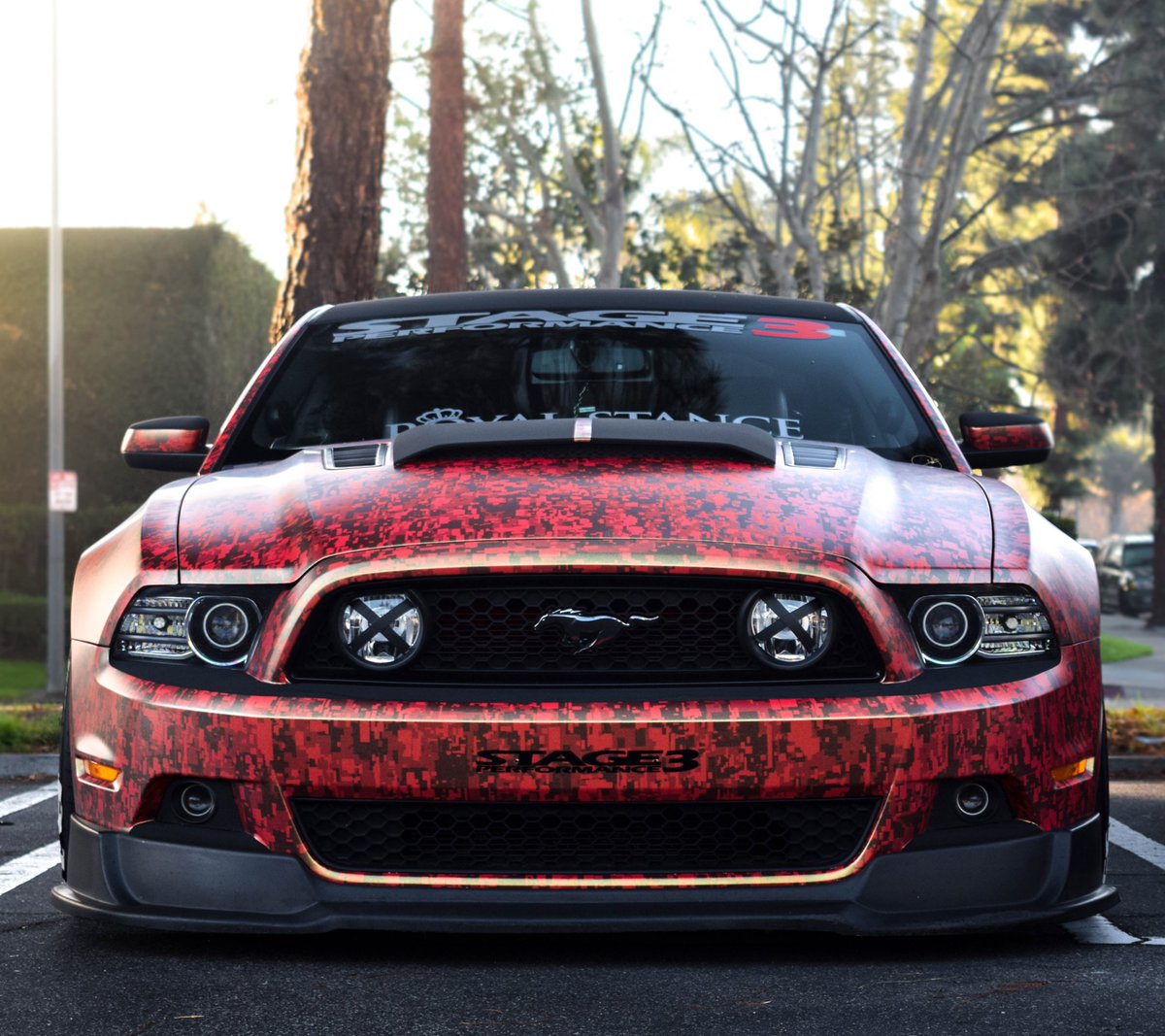 Phantazia2's tweet photo. Awsme car https://t.co/4hexX4msfG