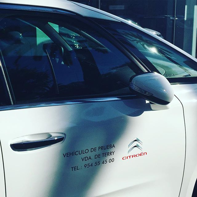 VdaTerry's tweet photo. ¿Quieres probar algún modelo de #Citroën? Ven a #ViudaDeTerry y disfruta. 🙇🎢🎶👌 #TestDrive https://t.co/fCMUZAxoSP https://t.co/RkHUec0Ipo