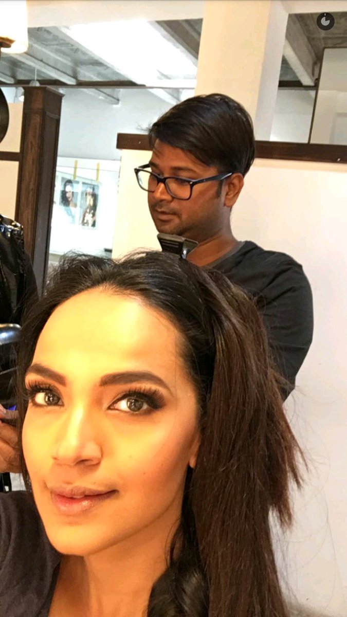 vijiwoo's tweet image. #Snapchat @aaminasheikh #CurlMagic &amp;lt;3