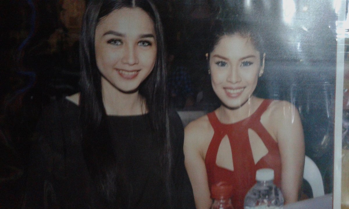 grez10's tweet photo. The beauty queens of lapu lapu city,cebu! https://t.co/wwKTN8B457